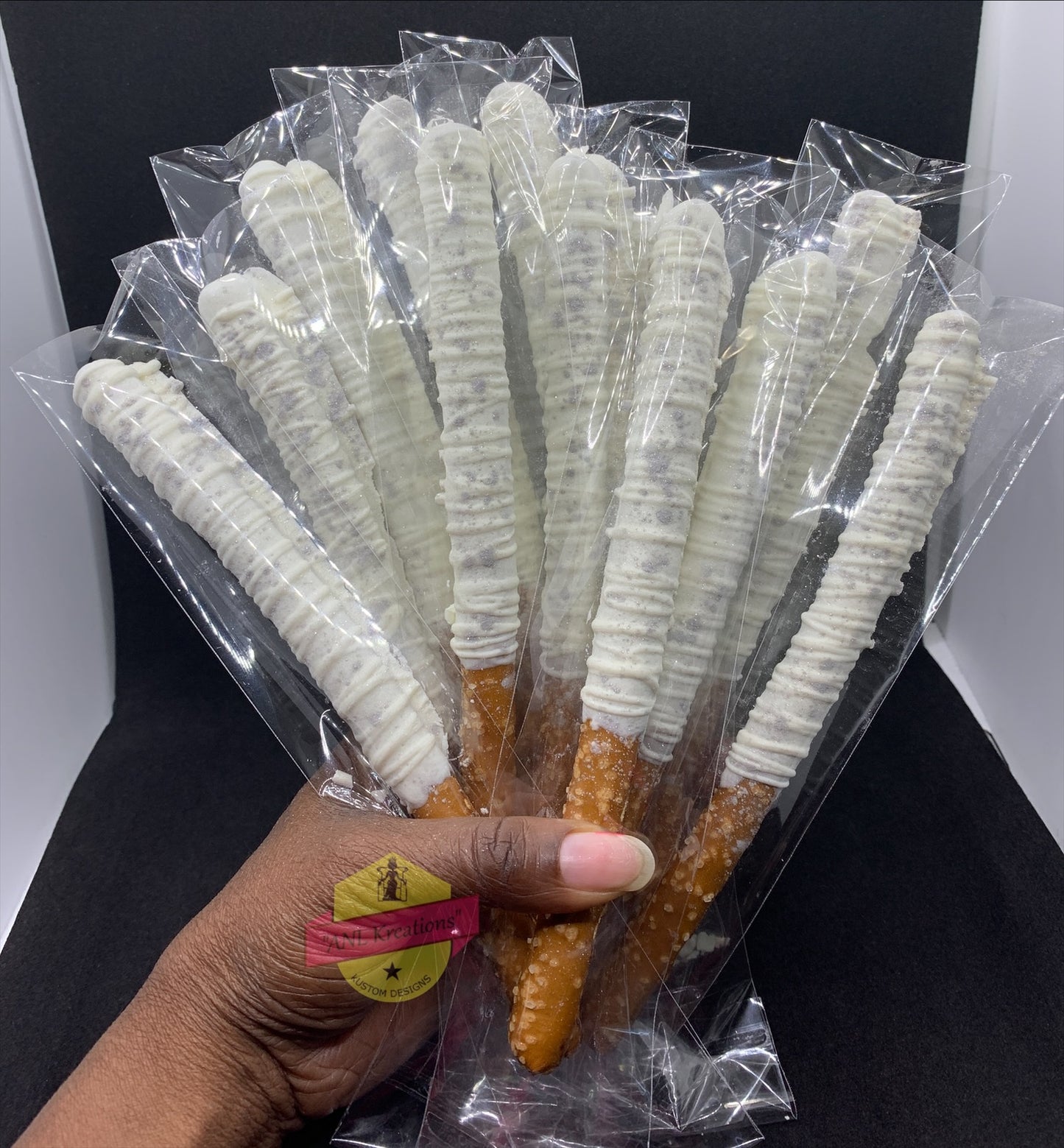 Custom Party Favors, Chip Bags, Treat Bags, Water Bottles, Candy Bars, Boxed Candies, Capri Suns, Kool Aid Jammers, Pringles, Foam Cups, Plastic Cups, Gabel Party Boxes, Clear Plastic Plates, Color/ Activity Books
