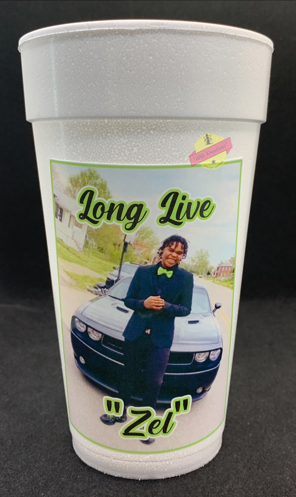 Custom Foam Cups, Plastic Cups with and without lids.