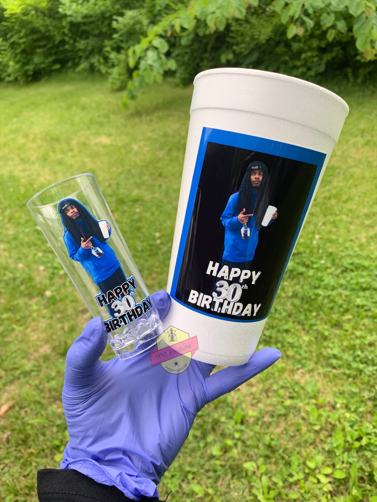 Custom Foam Cups, Plastic Cups with and without lids.
