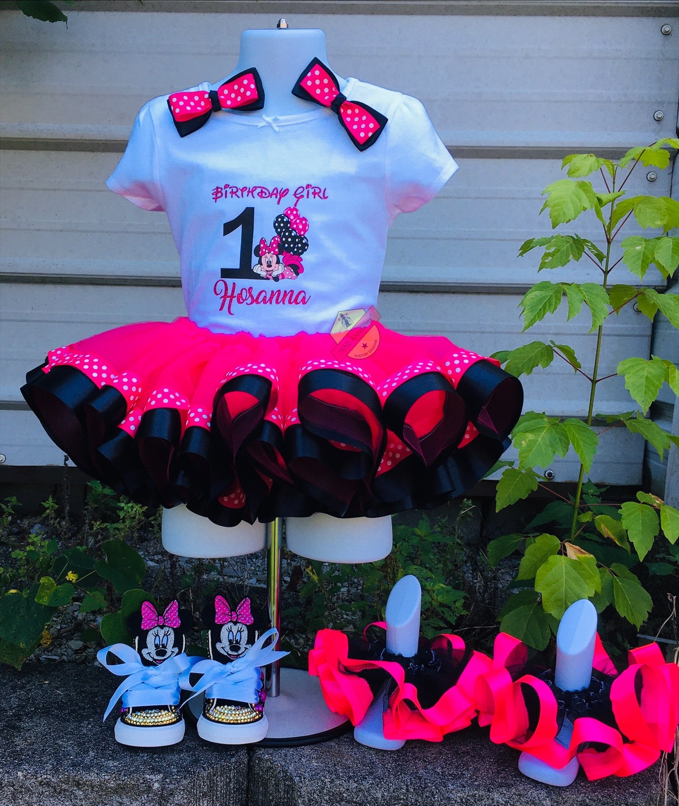 Minnie Mouse Birthday Shirt, Minnie B-day Outfit. Optional matching hairbows, ruffle socks and Tu-Tu and Shoes. Other numbers available..