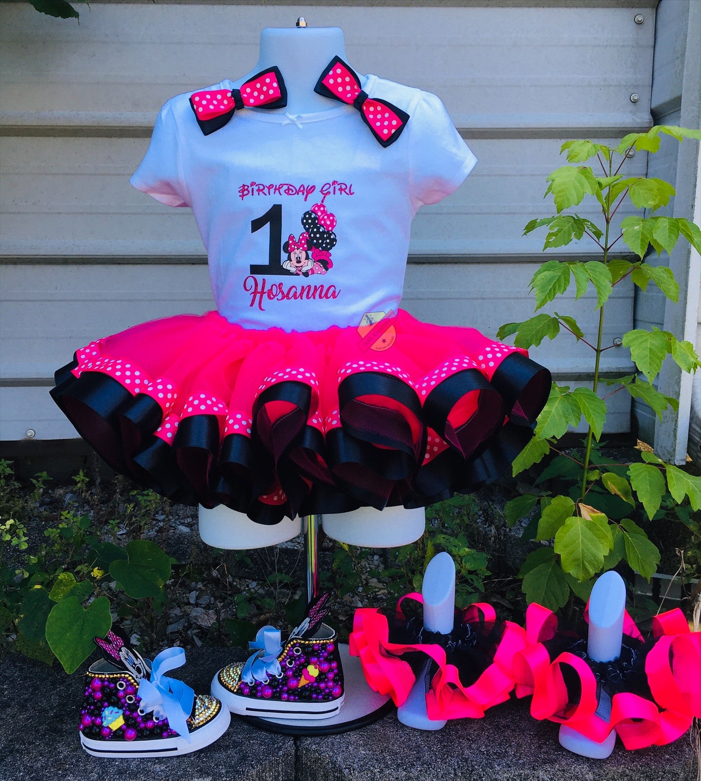 Minnie Mouse Birthday Shirt, Minnie B-day Outfit. Optional matching hairbows, ruffle socks and Tu-Tu and Shoes. Other numbers available..