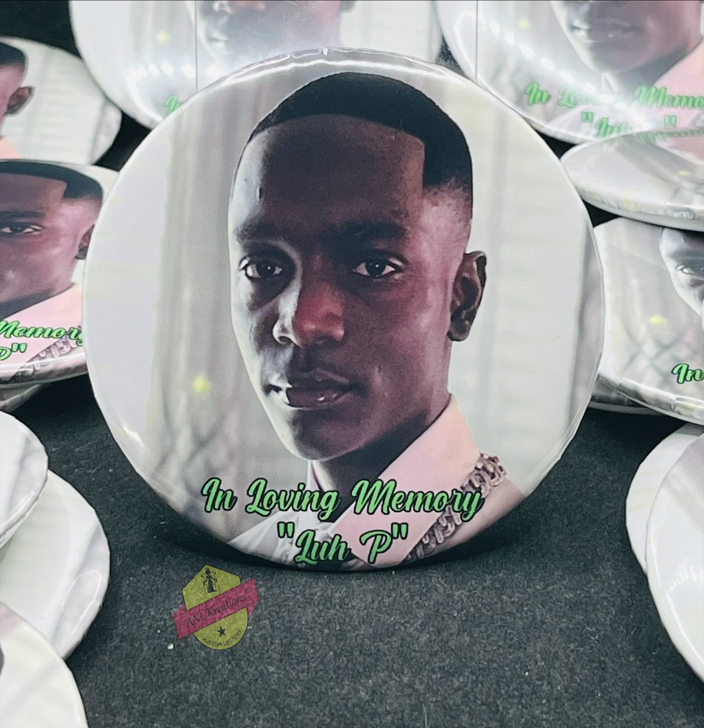 Custom Buttons, Personalized Photo Buttons, Picture Buttons, Picture Pins, Photo Pins, Memorial Buttons