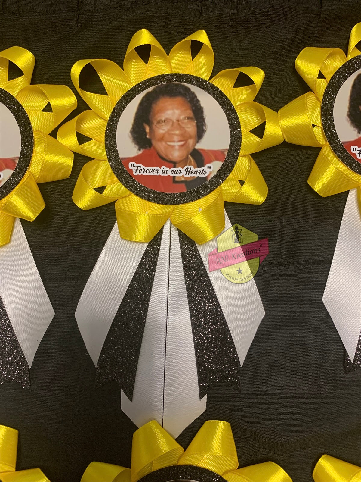 Memorial Ribbons Pins