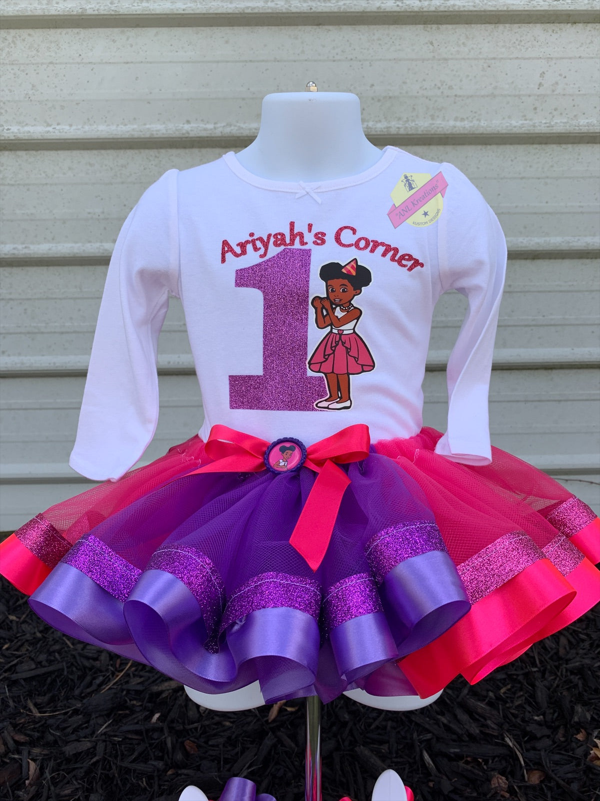 Gracie’s Corner Birthday Shirt, Gracie’s B-day Outfit. Optional matching hairbows, ruffle socks and Tu-Tu and Shoes. Other numbers available..